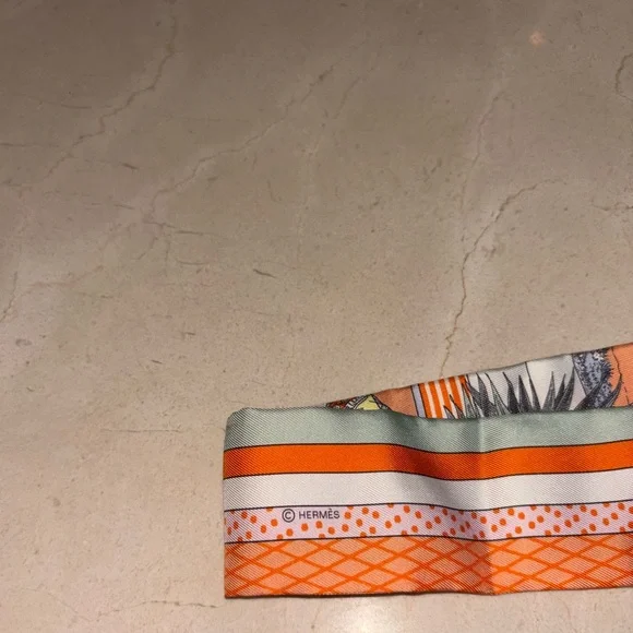 Hermes Grand Theater Nouveau Twilly - Picture 6 of 9